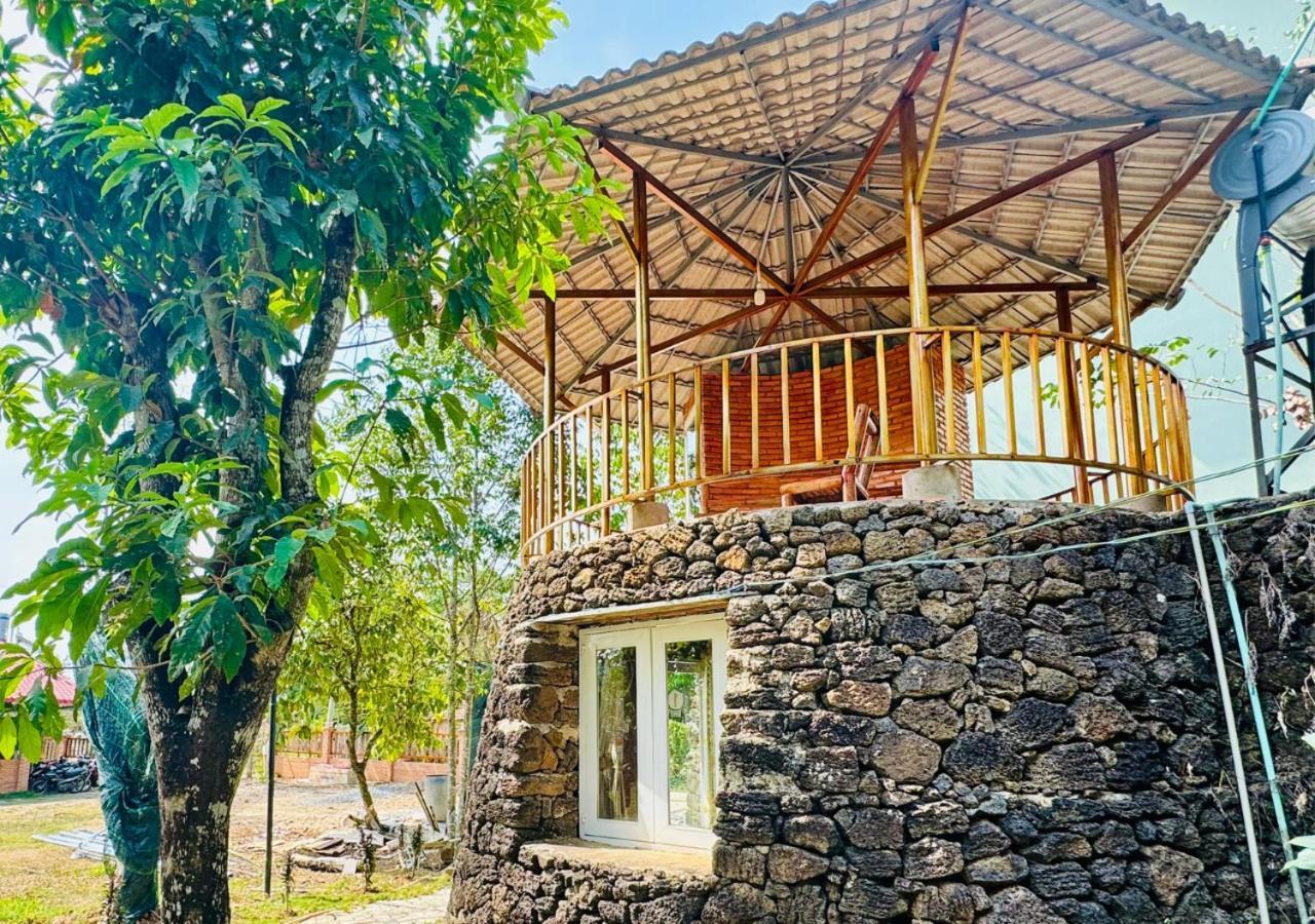 Lava Rock Viet Nam Lodge Anhfly Resort Nam Cát Tiên Dış mekan fotoğraf